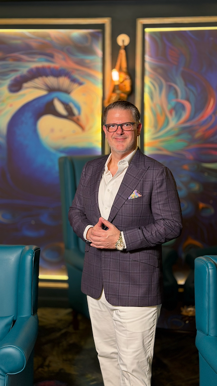 The Hidden Psychology Driving Ultra-Wealthy Gold Buyers Today